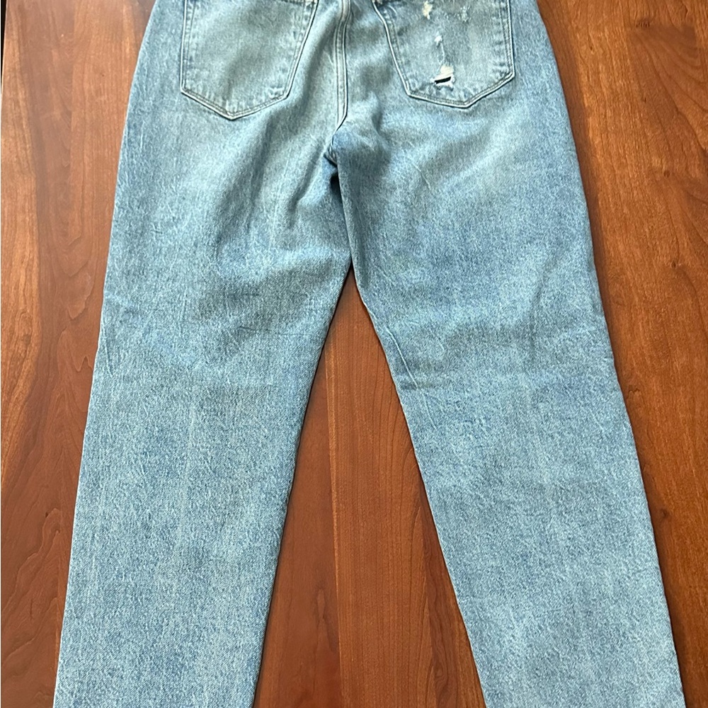 Lucky Brand Light Blue Boyfriend Jeans with Knee Distressing - Picture 6 of 7